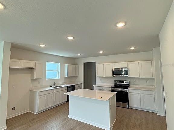 2nd image of 13119 Sassafras Trl