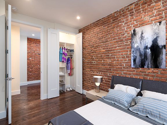 3rd image of 921 Washington Ave #219