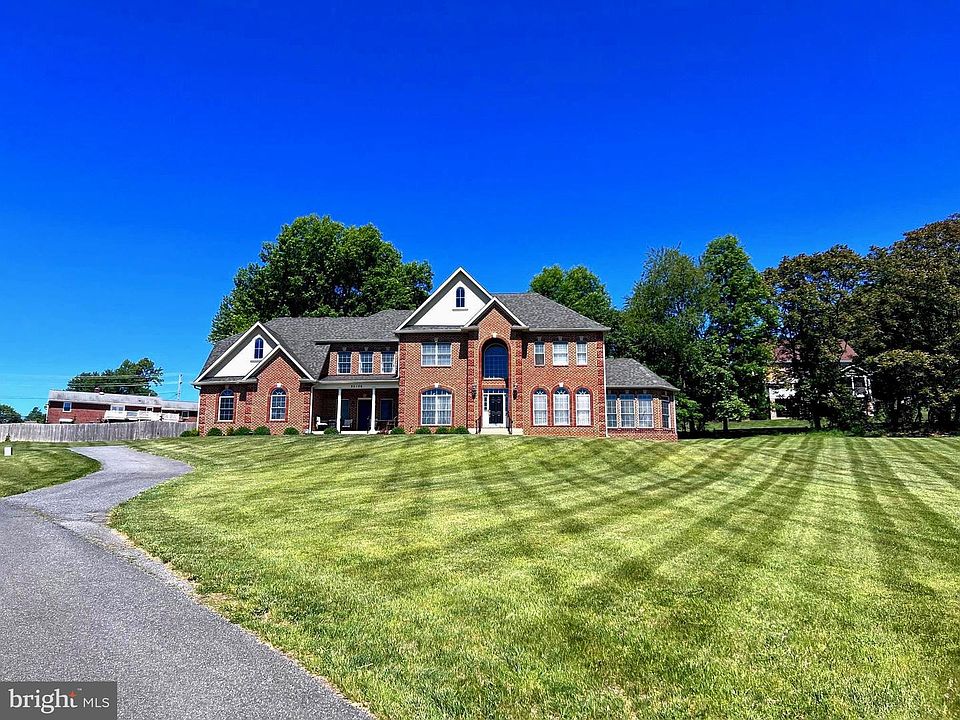 1st image of 25106 Highland Manor Ct