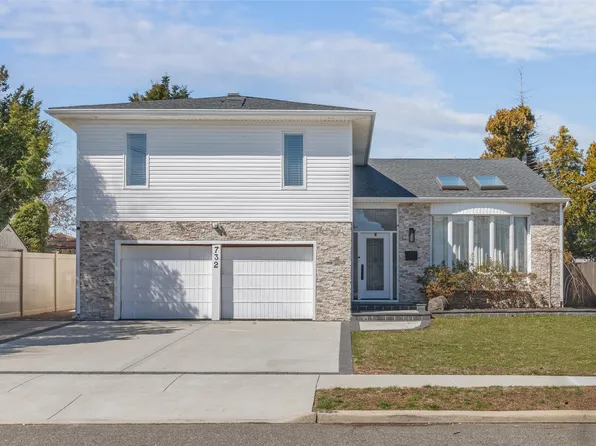 732 Jackie Lane, Baldwin, NY 11510