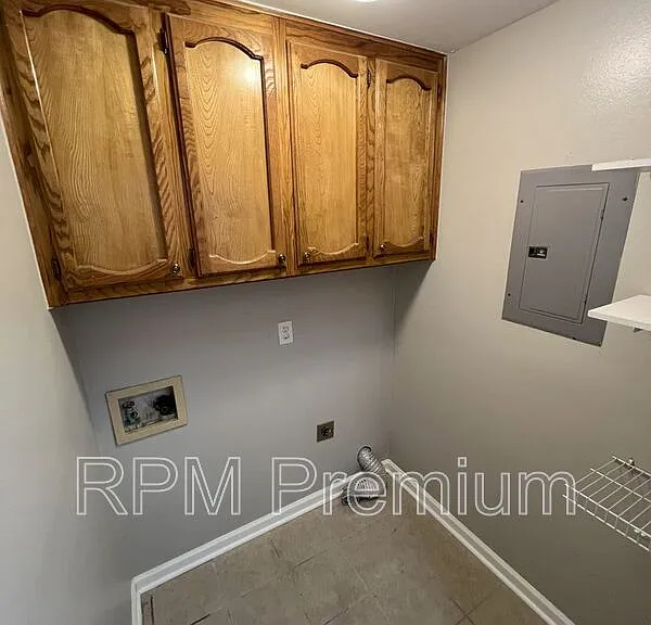 522 Fawn Lake Dr — Photo 17