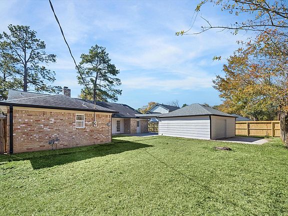 3rd image of 15402 Ripplestream St