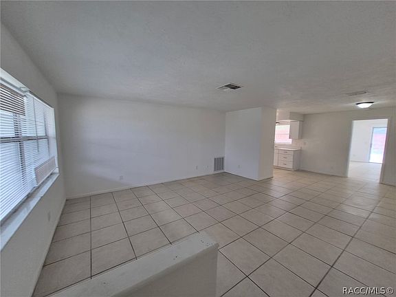4th image of 229 W Casurina Pl