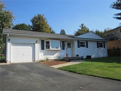 1st image of 8 Trenton Pl