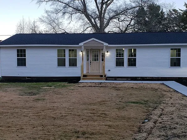1913 Shipyard Rd, Chesapeake, VA 23323