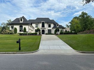 105 Rutherglen Dr, Cary, NC 27511