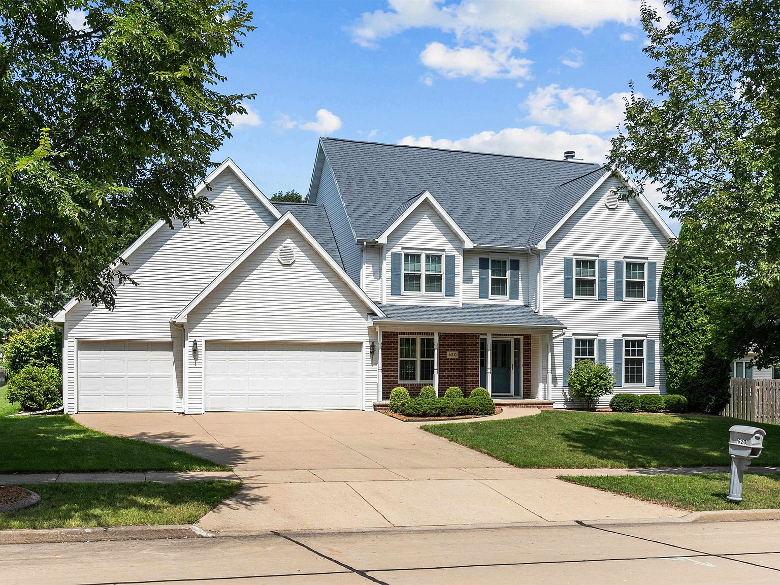 620 E Apple Creek Rd, Appleton, WI 54913 Zillow