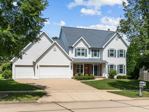 620 E Apple Creek Rd, Appleton, WI 54913