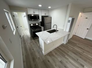 525 S Freeman St E, Oceanside, CA 92054