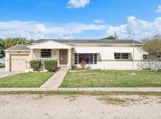 355 W 54th St, Hialeah, FL 33012