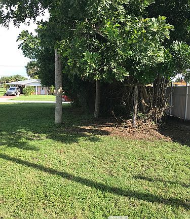 5th image of 2239 Bragg Ct
