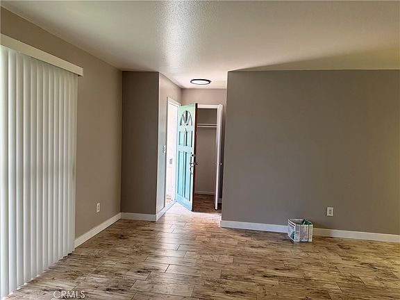 4th image of 619 S Cypress St APT B