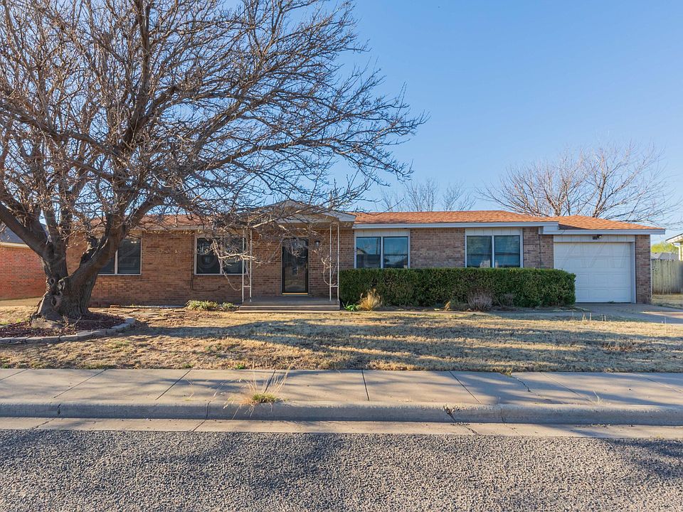 1st image of 935 Sierra Dr
