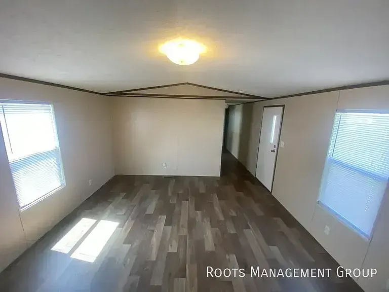 107 Becky Dr #107 — Photo 5