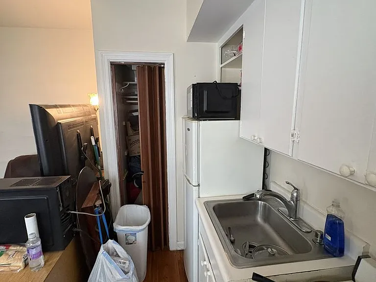 41 Cornell St — Photo 4