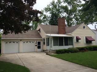 114 E Southeastern St, Galien, MI 49113