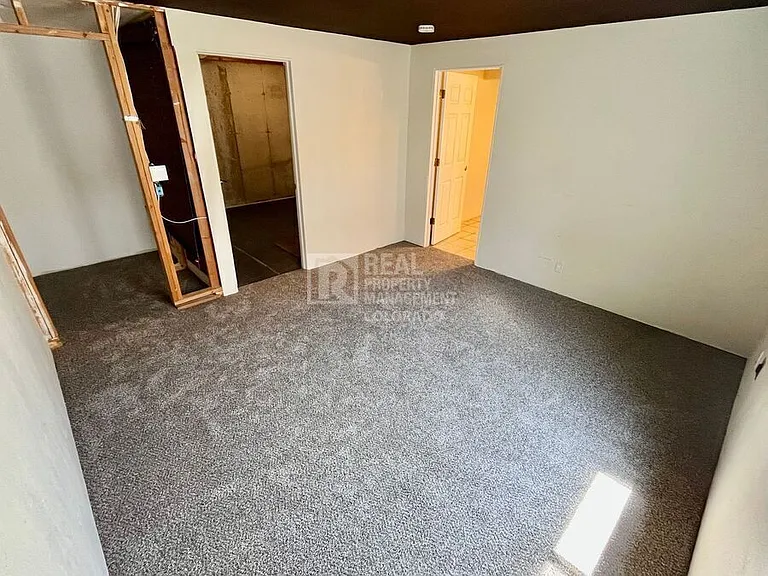 1574 S Growers Dr — Photo 17