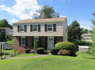 43 E Glennis Dr, Greensburg, PA