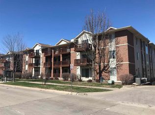 454 W Side Dr, Iowa City, IA