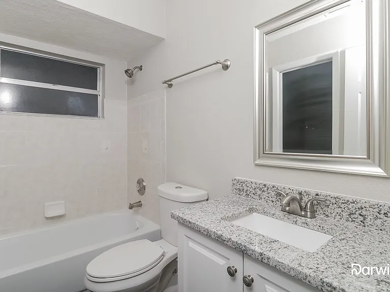 11183 Linden Dr — Photo 13