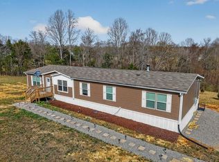 145 Two Hawks Ln, Hilham, TN 38568