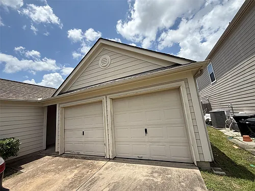 12818 Magenta Oaks Dr Photo 1