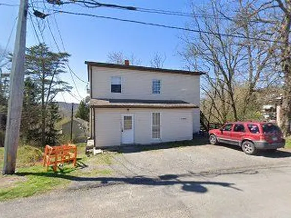 8 Dobbs St, Morgantown, WV 26501