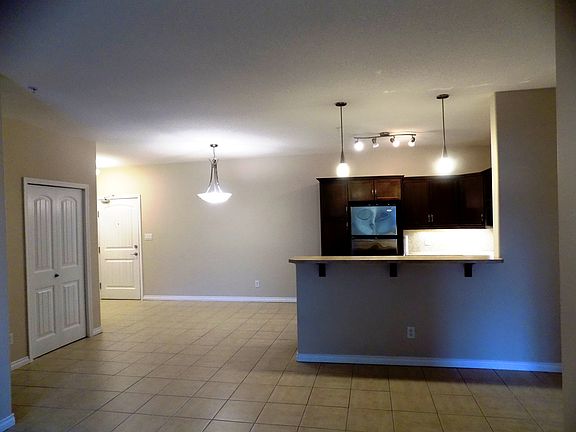 5th image of 2503 Hanna Cres NW #231