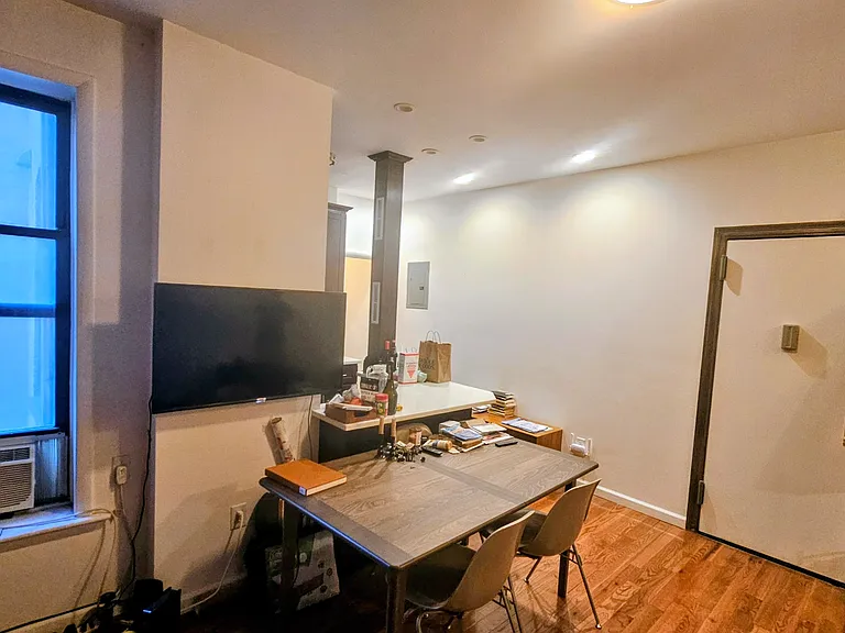 319 W 116th St #2A — Photo 3