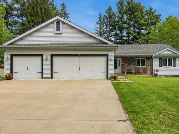 721 Elm Avenue, Menomonie, WI 54751