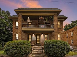 1111 W 41st St, Kansas City, MO 64111