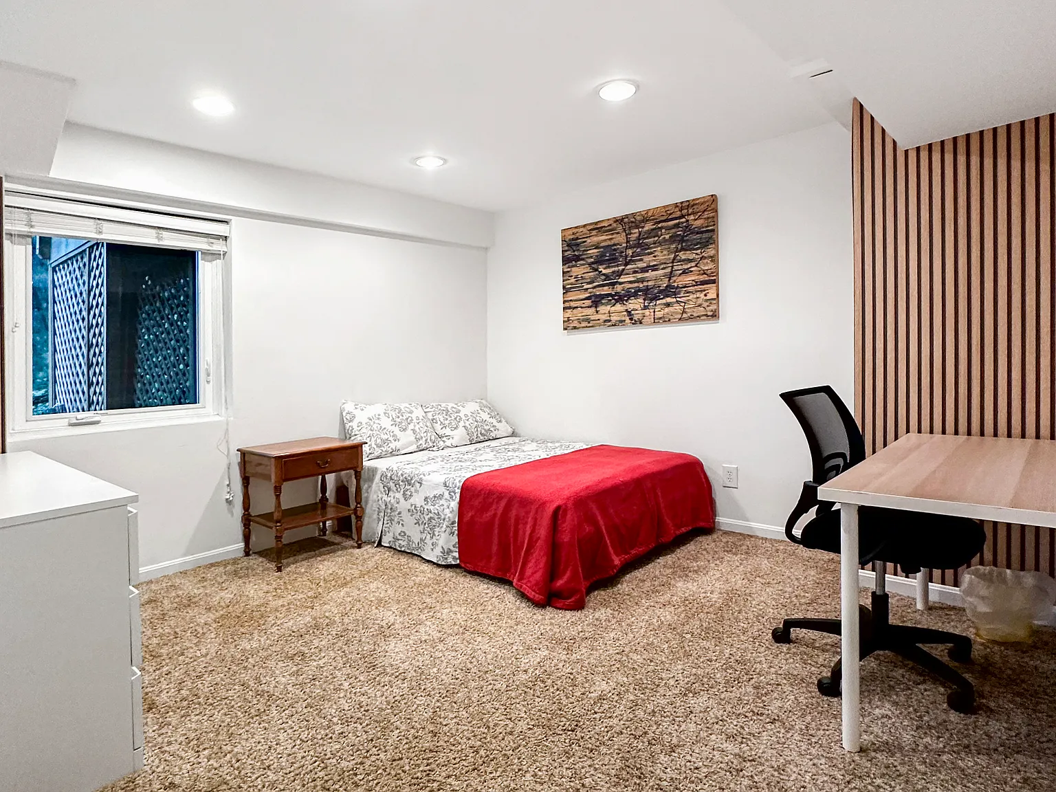 1 bed, 6400 sqft, $2,000 — Photo 1