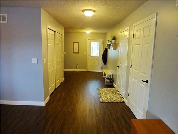 3rd image of 1214 W Tarkington Dr