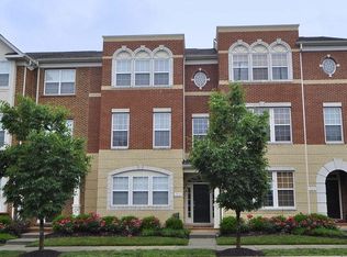 19376 Coppermine Sq, Leesburg, VA 20176