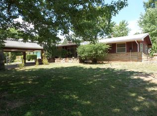 10 Edgemont Dr, Kimberling City, MO 65686