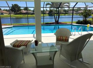9854 Campbell Cir, Naples, FL 34109