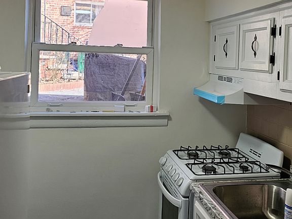 3rd image of 20-10 23rd St #4