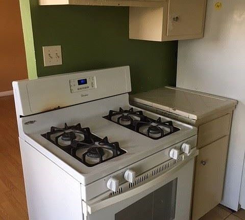 3rd image of 1539 Humboldt Ave APT E