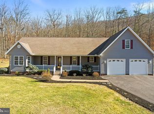573 Summit Dr, Moorefield, WV 26836