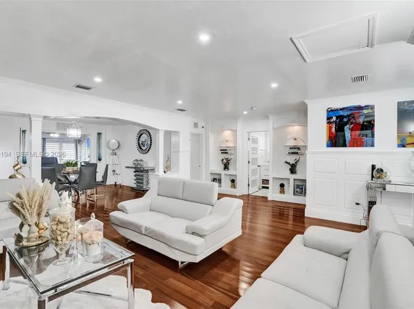 1520 SW 86th Ct, Miami, FL 33144