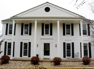 2275 Chippenham Chase, Rochester Hills, MI 48306
