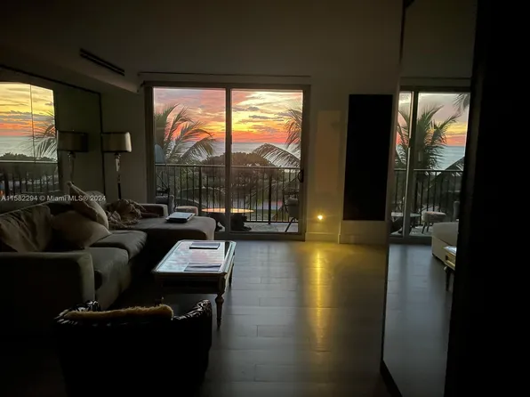 9273 Collins Ave APT 204, Surfside, FL 33154