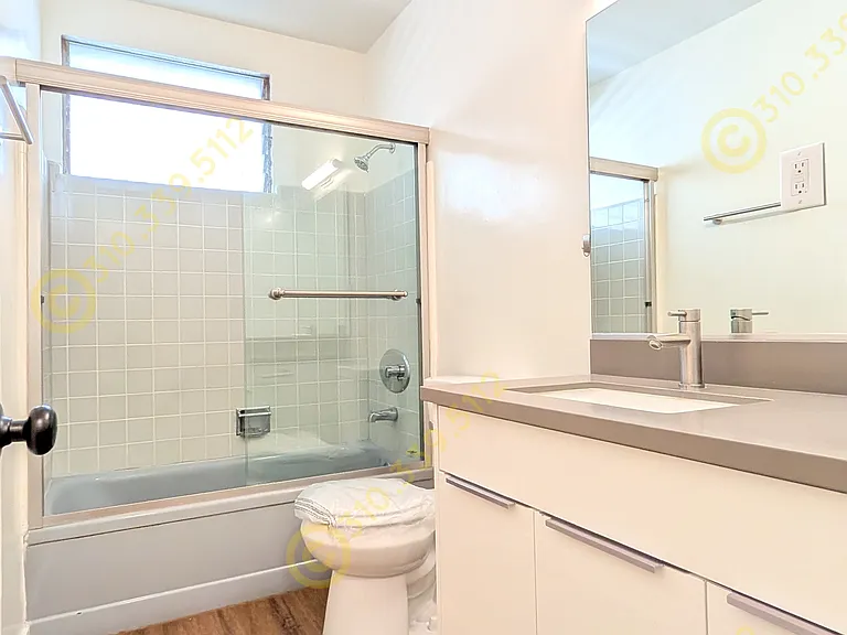 3743 Clarington Ave #1 — Photo 14