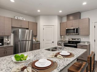 The Crossing Townhomes, Ridgefield, WA 98642