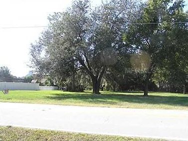 2nd image of 1945 Broken Arrow Trl