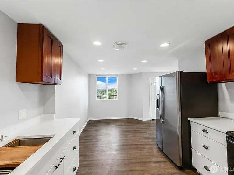 1102 N Sheridan Ave #A — Photo 12