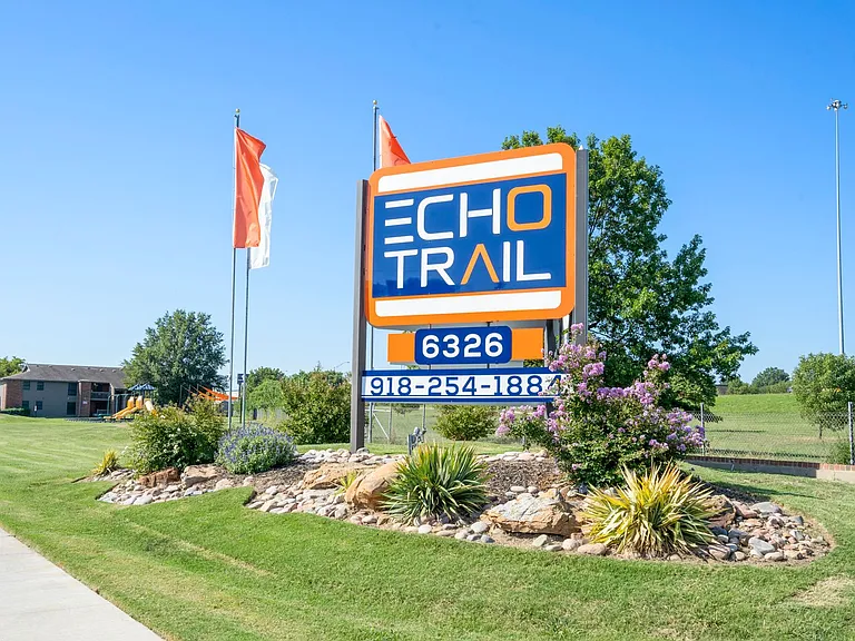 Echo Trail Apartments - Lease Today & Save $300 OFF Move-In Costs! — Photo 73