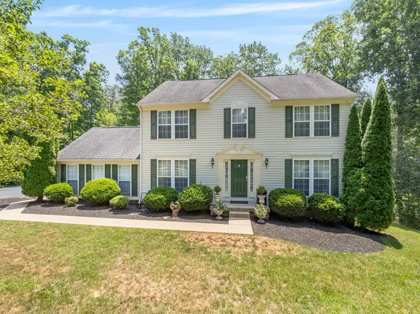 673 Reedy Creek Rd, Louisa, VA 23093