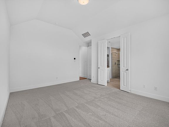 3rd image of 7010 Helena Hl