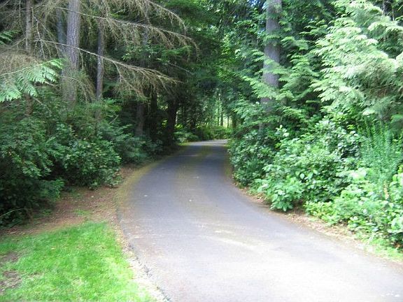 2nd image of 24404 Gracey Trail Ln NE